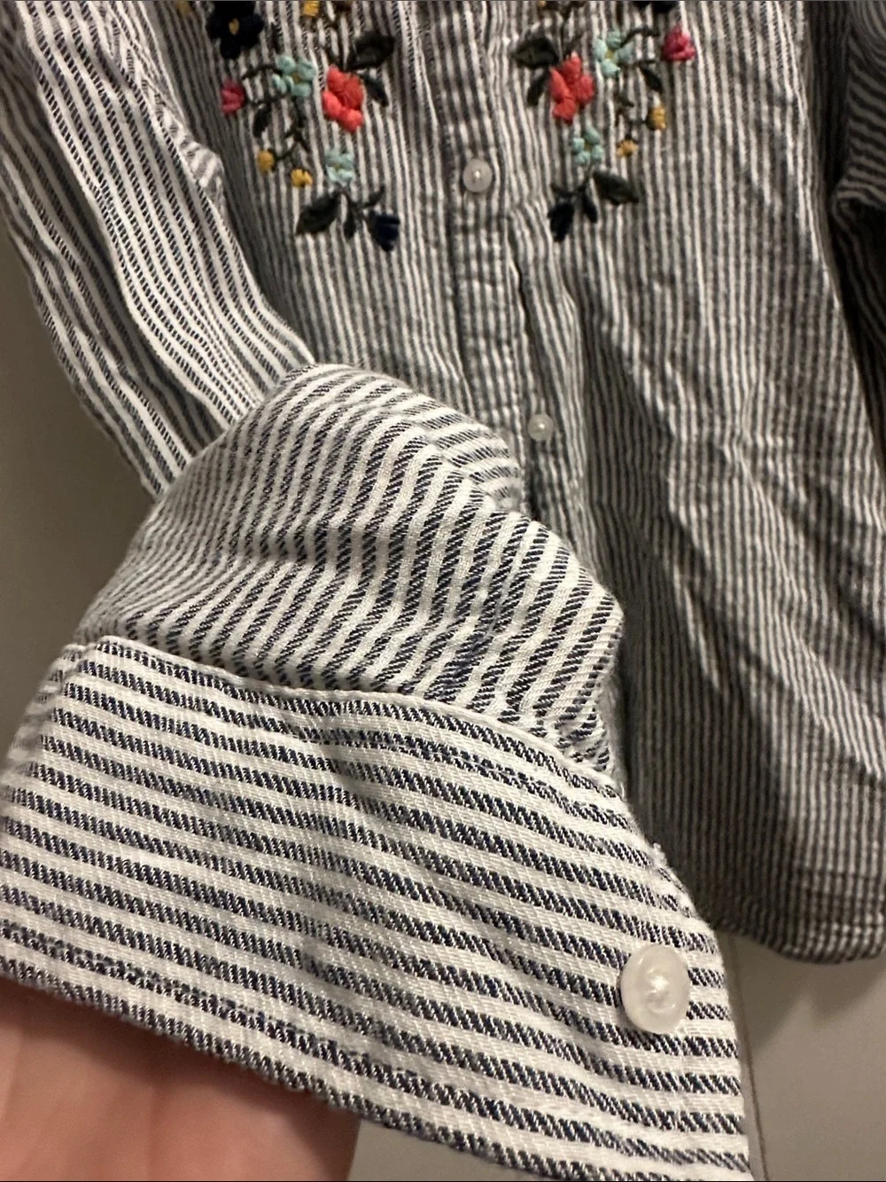 Old Navy striped button